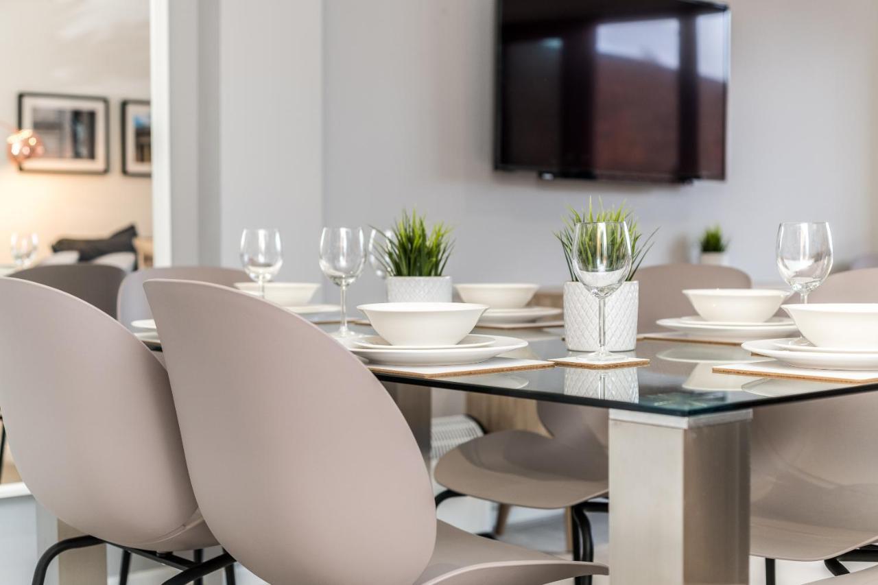 Host Apartments - Contemporary 3 Bed Apt With Balcony - Perfect For Long Stays Liverpool Exteriör bild